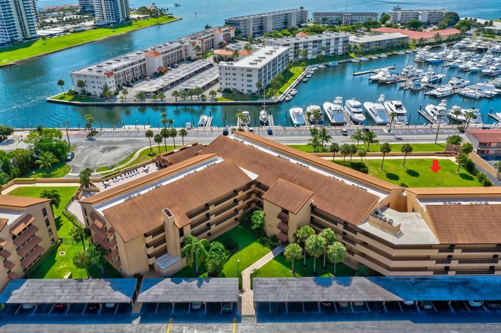 Photo of 1030 Us Highway 1 #202, North Palm Beach, FL 33408 (MLS # R10710365)