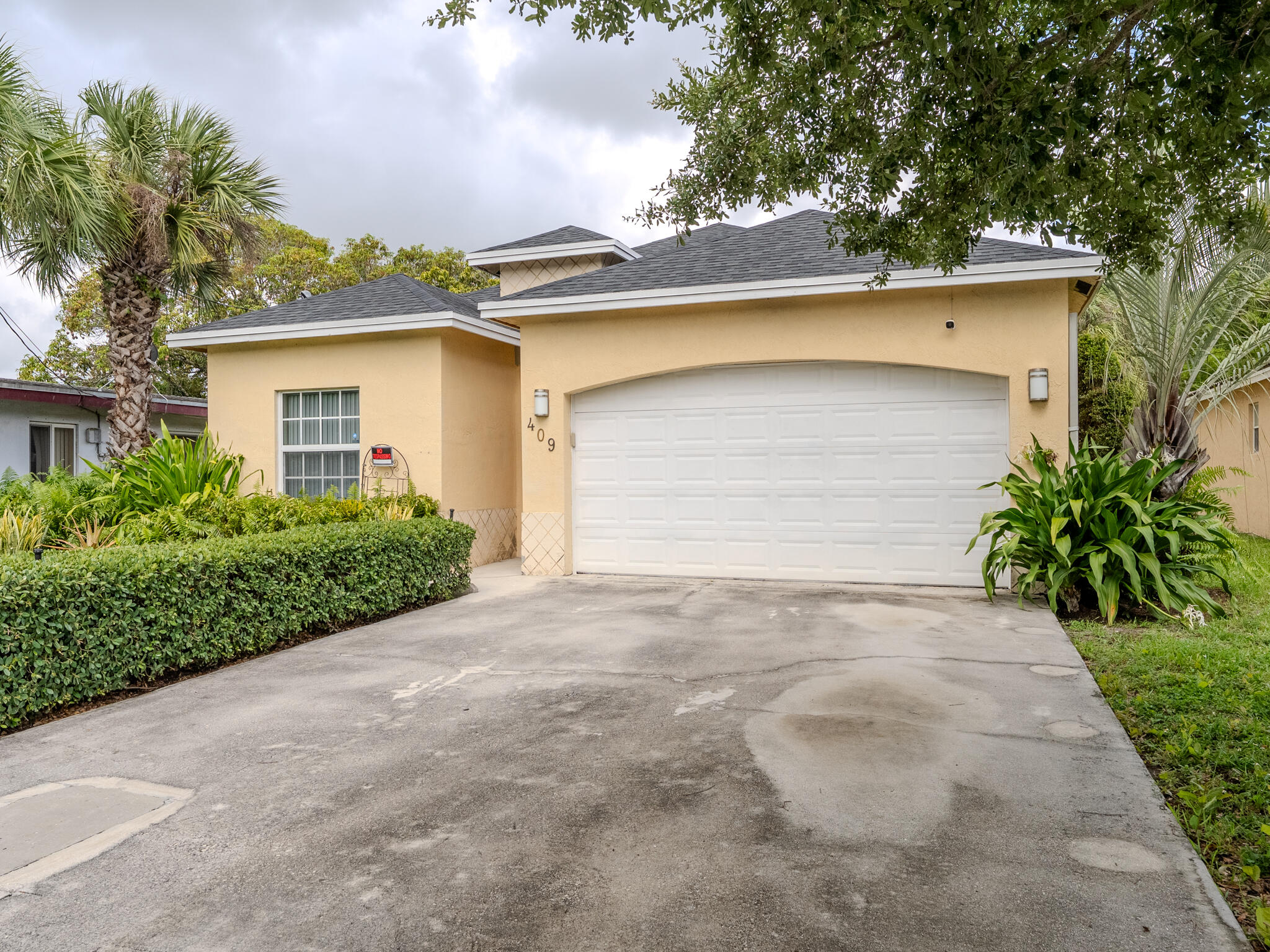 409 NW 9th Avenue