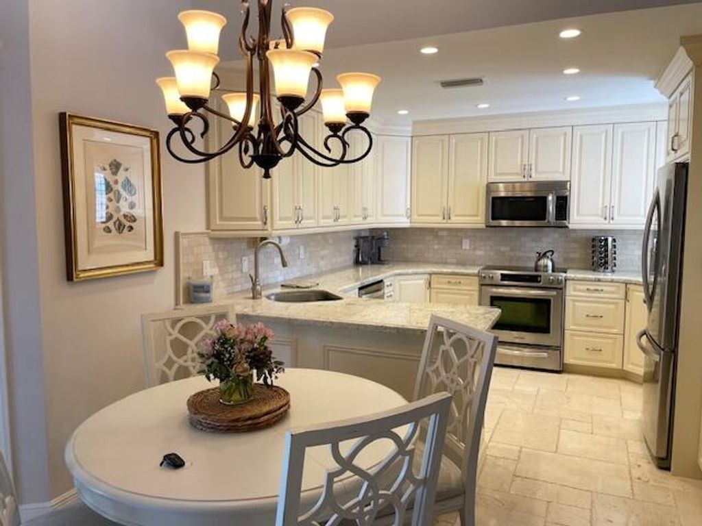 Photo of 2502 Fairway Drive N, Jupiter, FL 33477 (MLS # R11083259)