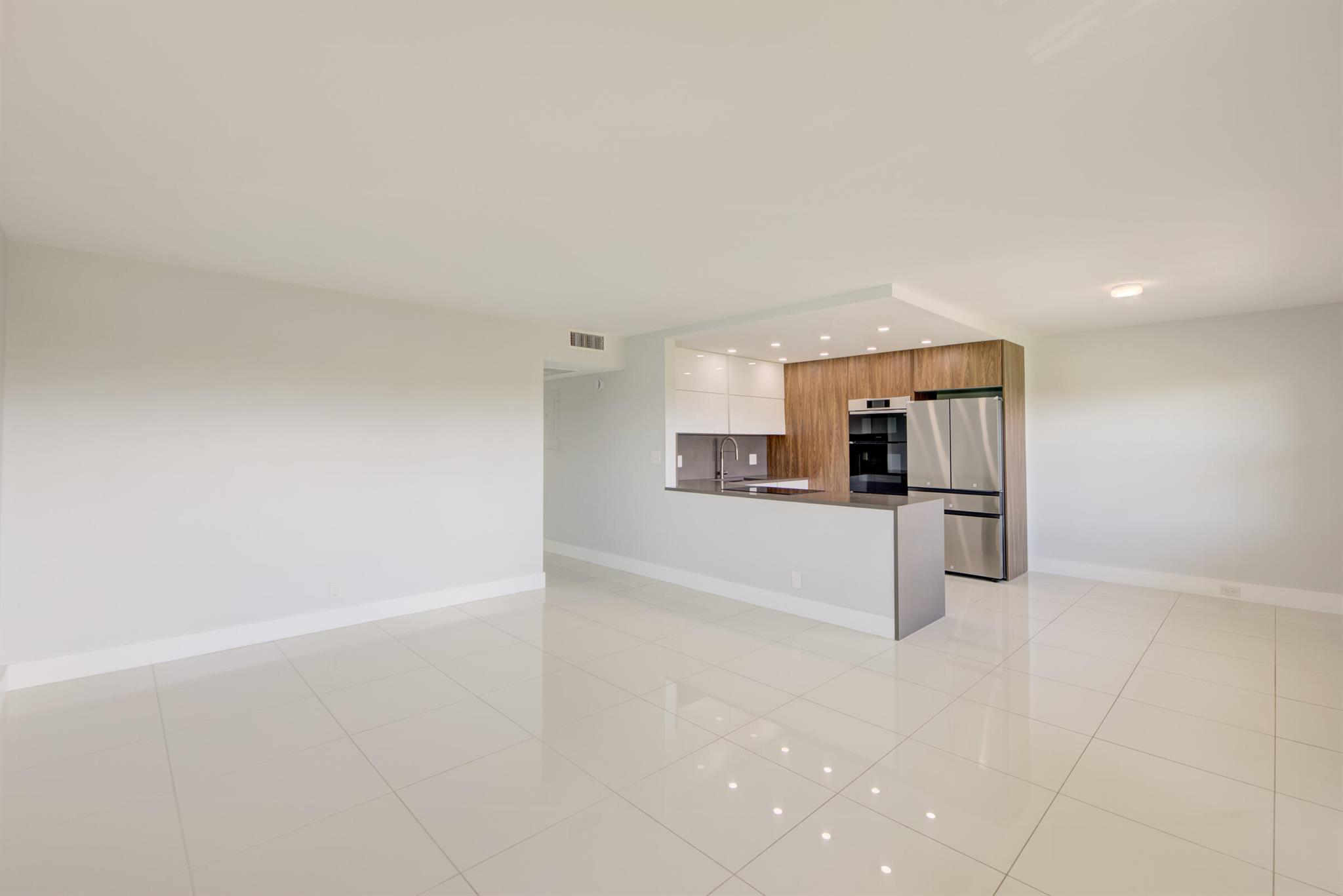 BERMUDA VILLAGE B CONDO - Residential