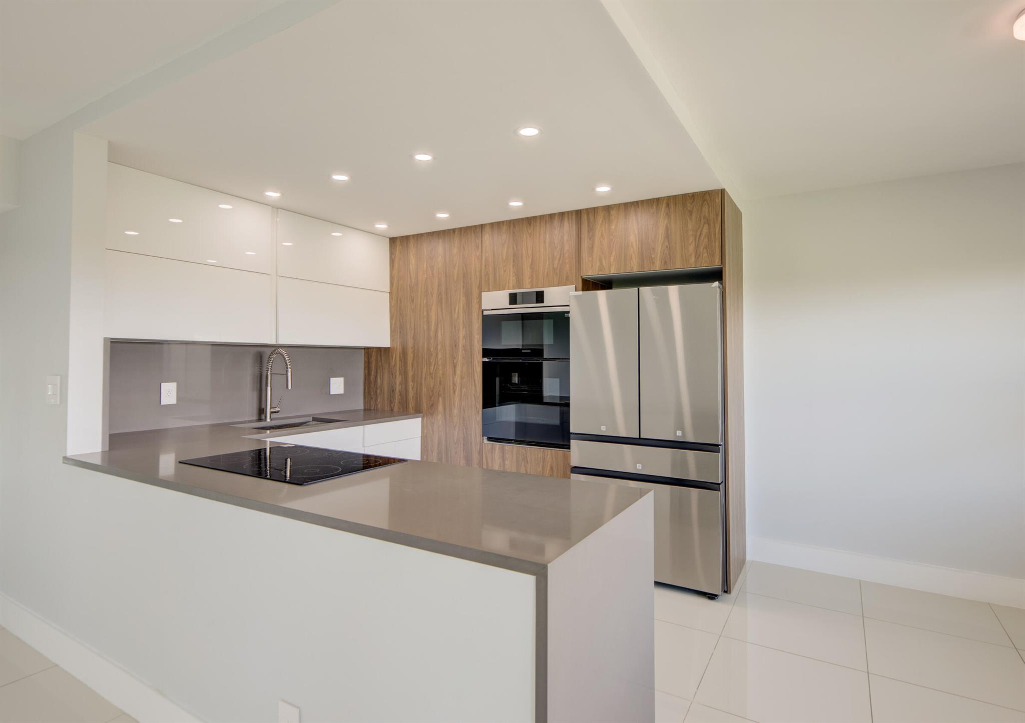 BERMUDA VILLAGE B CONDO - Residential