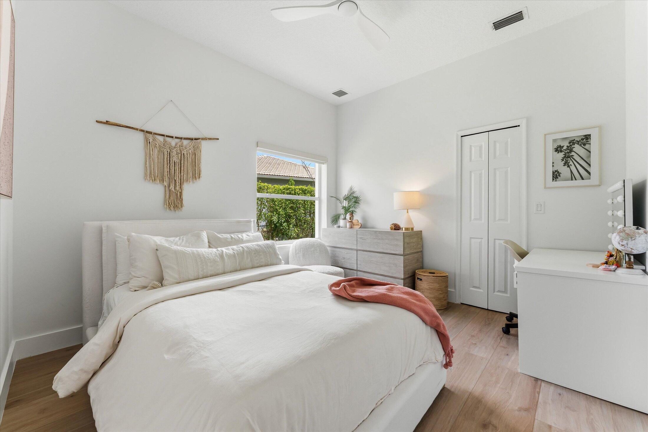 MEADOW RUN WEST - Residential Lease