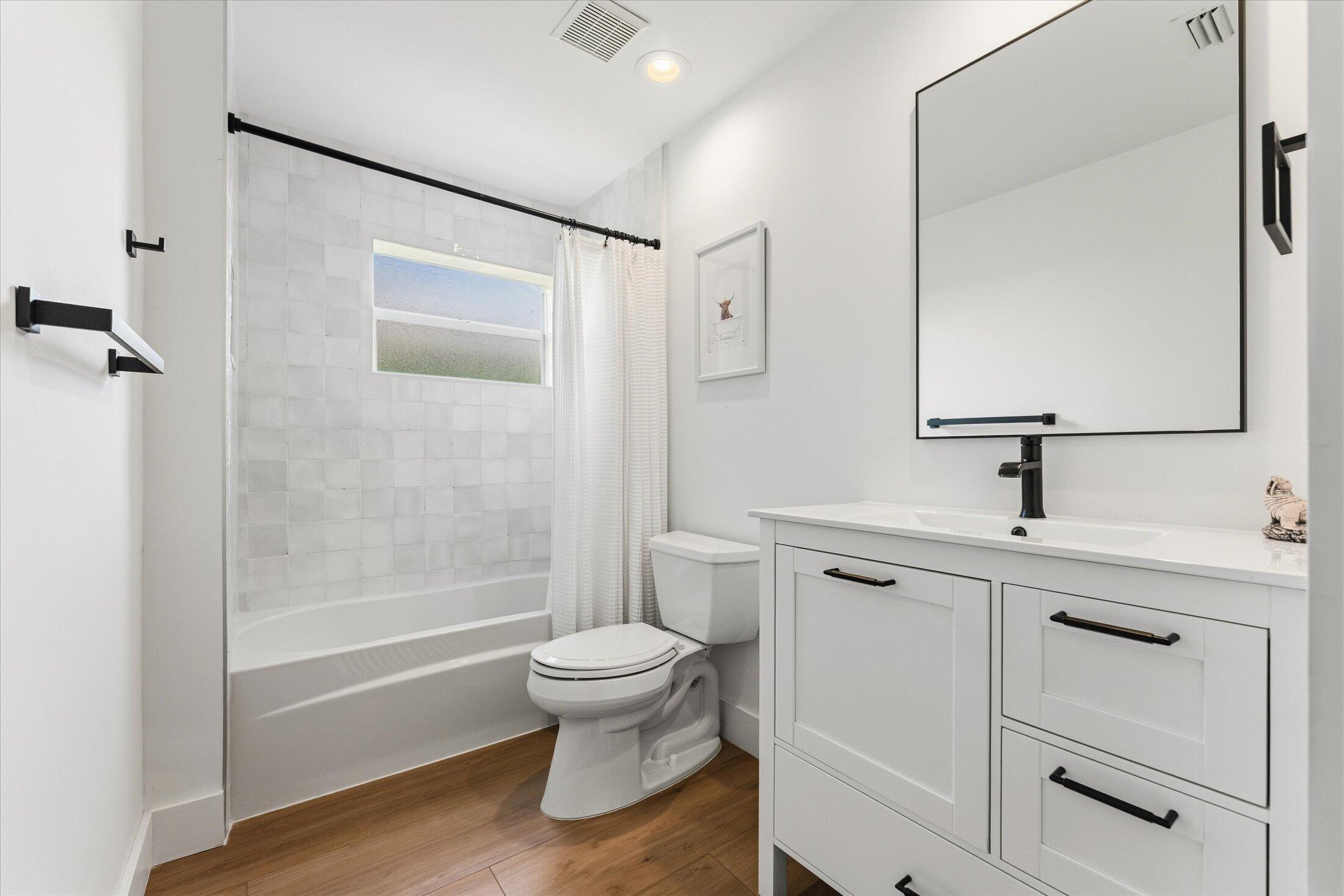 MEADOW RUN WEST - Residential Lease