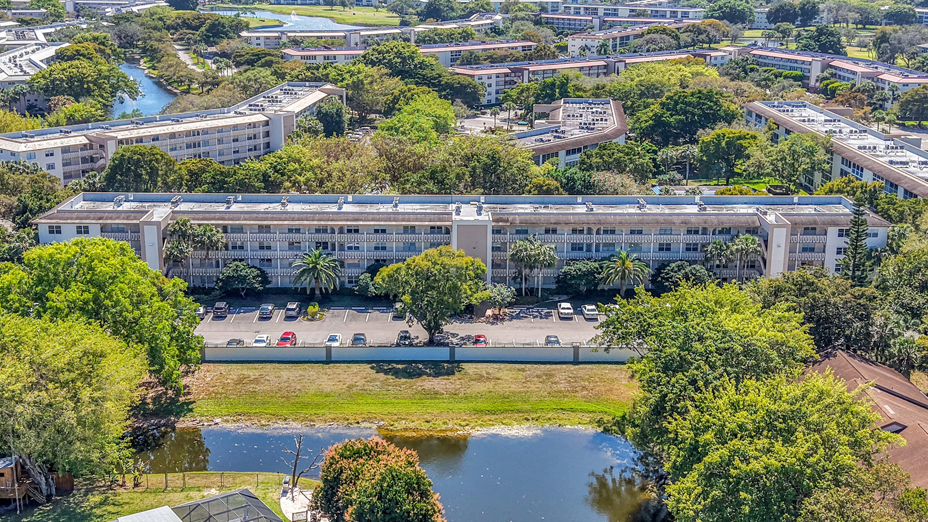 WYNMOOR VILLAGE - Residential