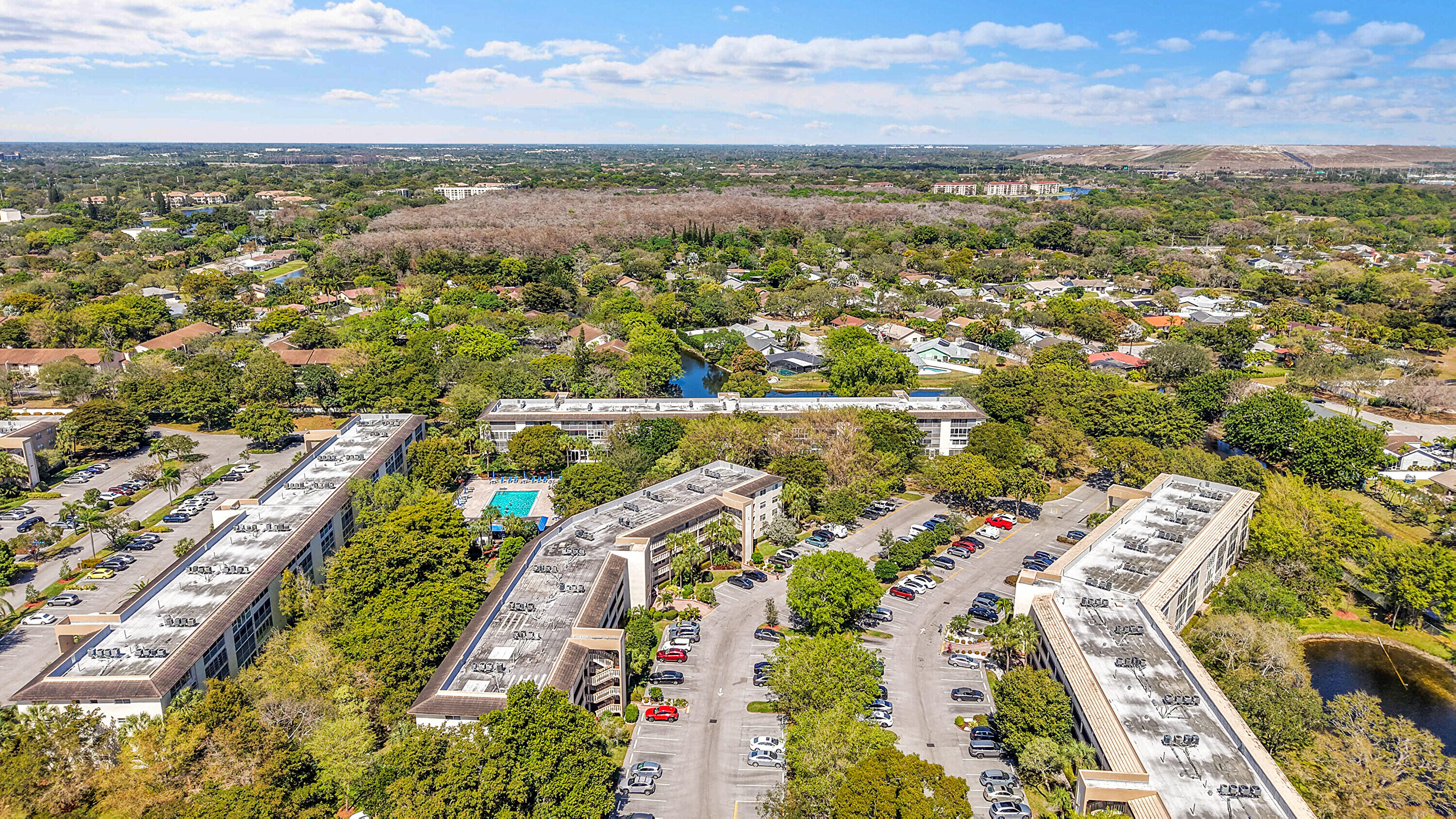 WYNMOOR VILLAGE - Residential