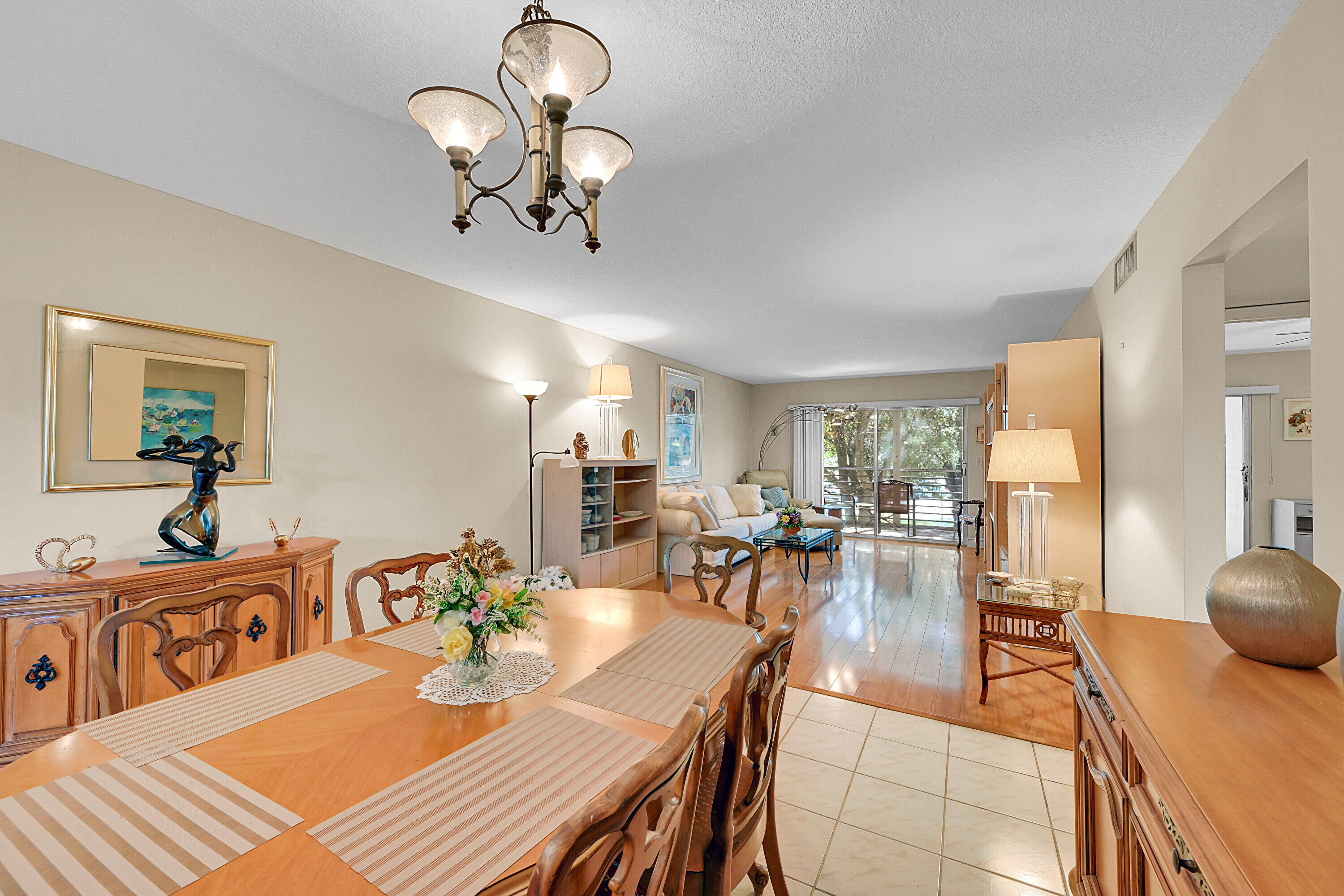 WYNMOOR VILLAGE - Residential