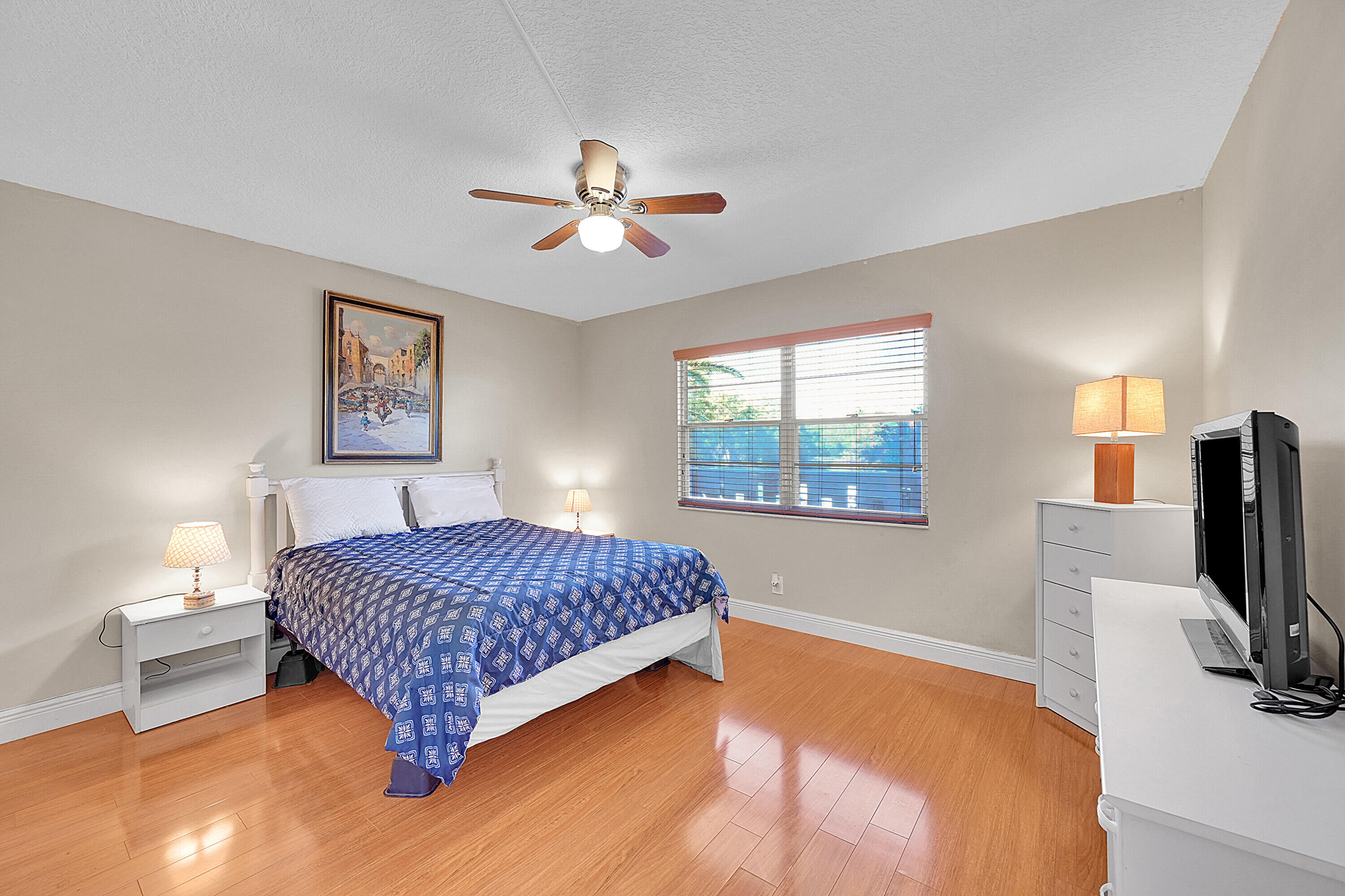 WYNMOOR VILLAGE - Residential