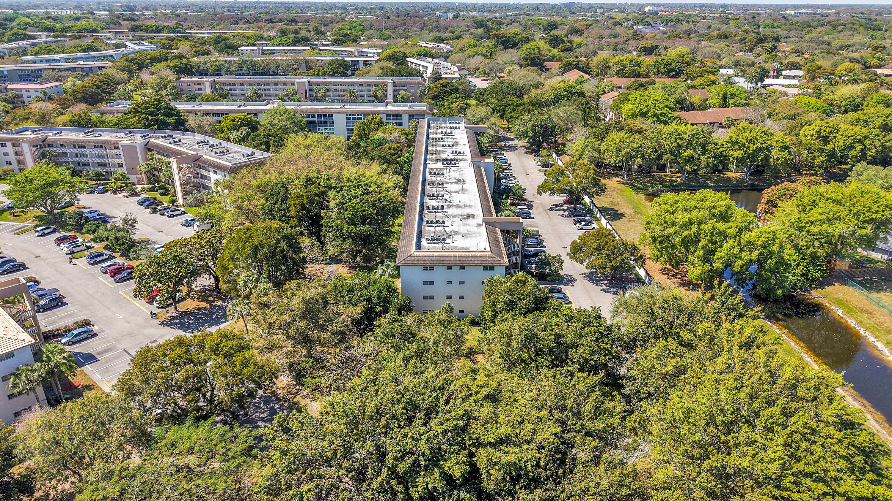 WYNMOOR VILLAGE - Residential