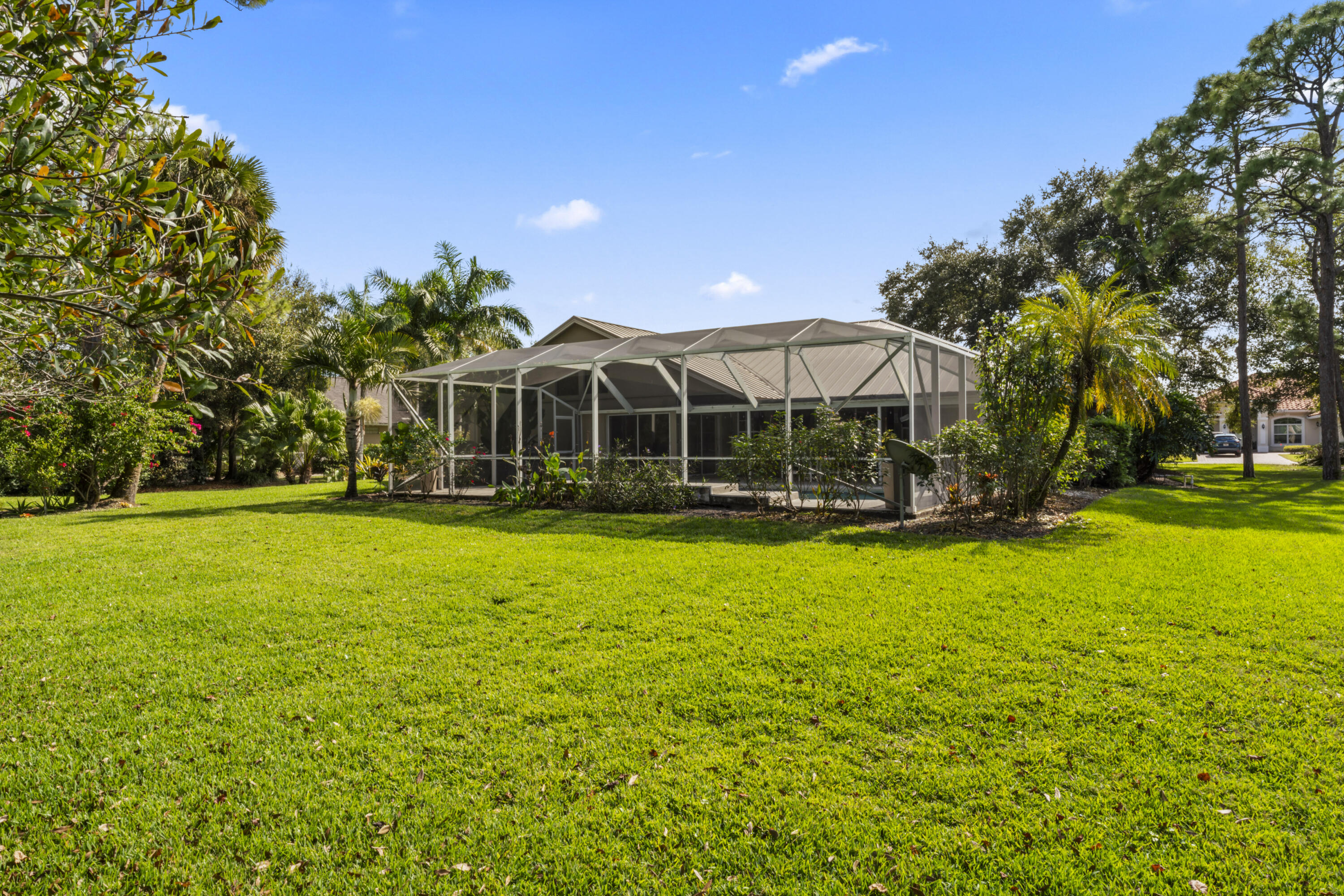 MONTE CARLO COUNTRY CLUB UNIT 1 - Residential