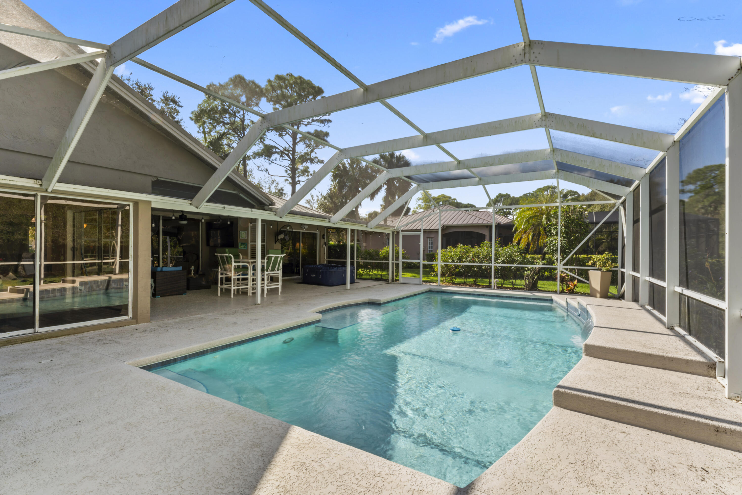 MONTE CARLO COUNTRY CLUB UNIT 1 - Residential