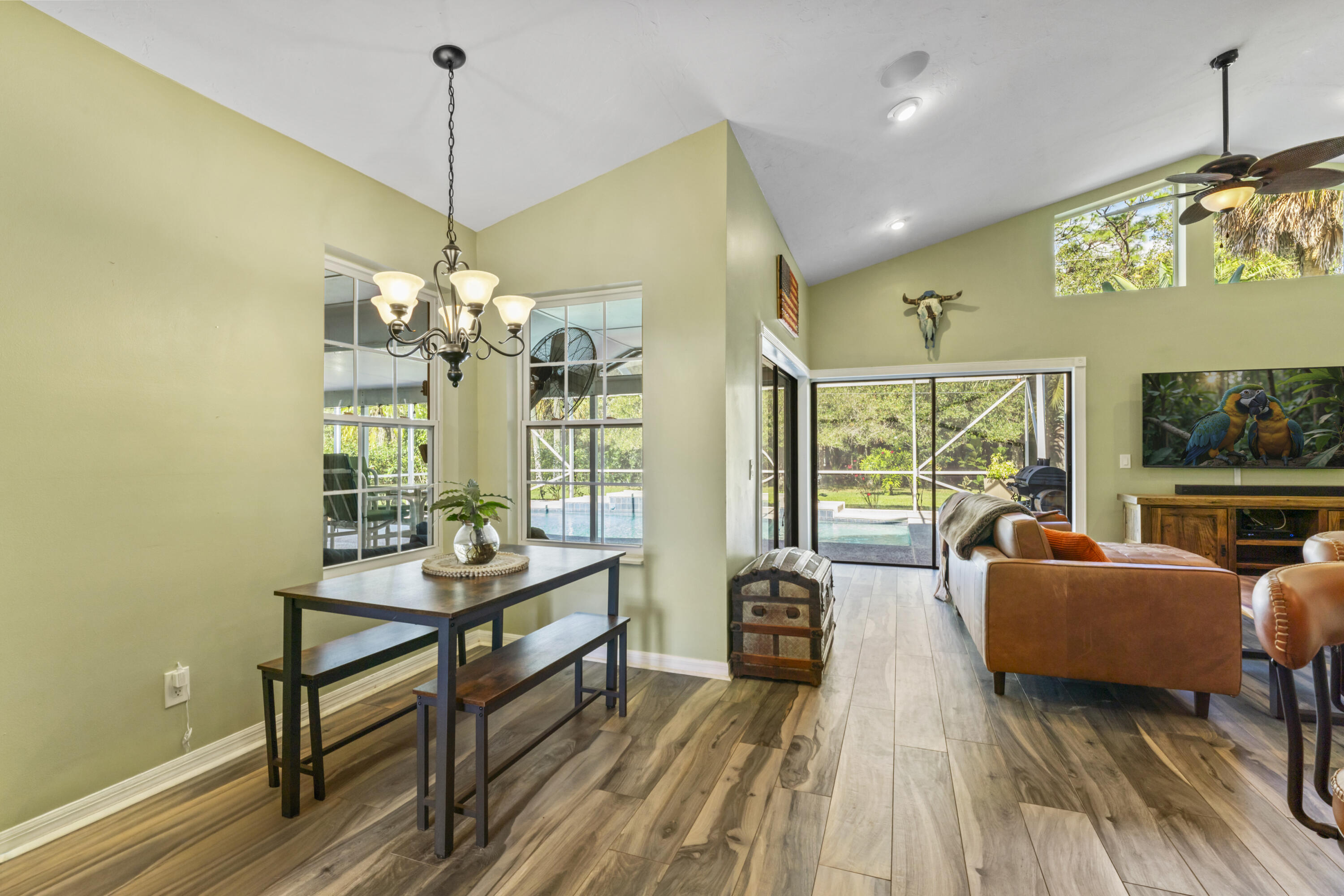 MONTE CARLO COUNTRY CLUB UNIT 1 - Residential