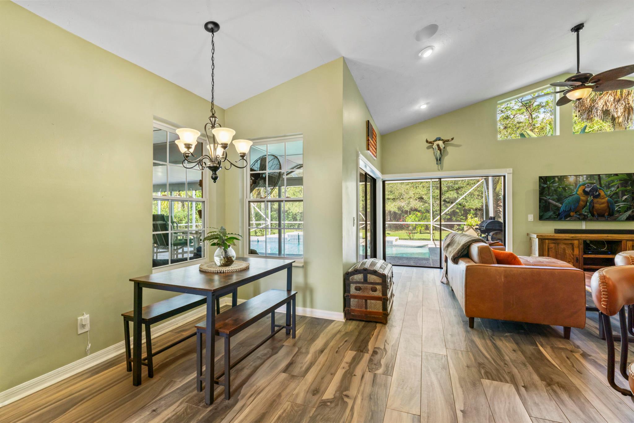 MONTE CARLO COUNTRY CLUB - Residential