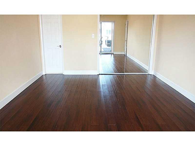 MIDDLE RIVER MANOR ADD - Residential