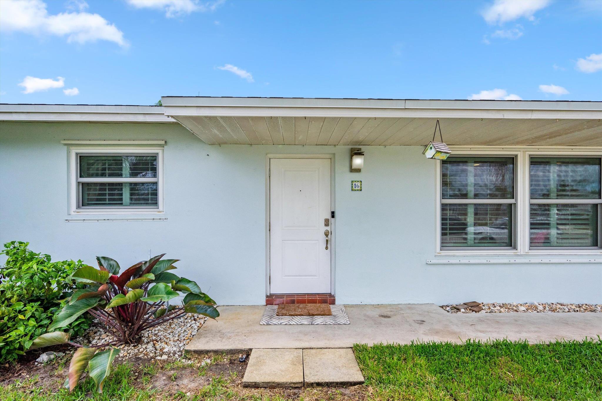 16 Ridgewood Circle