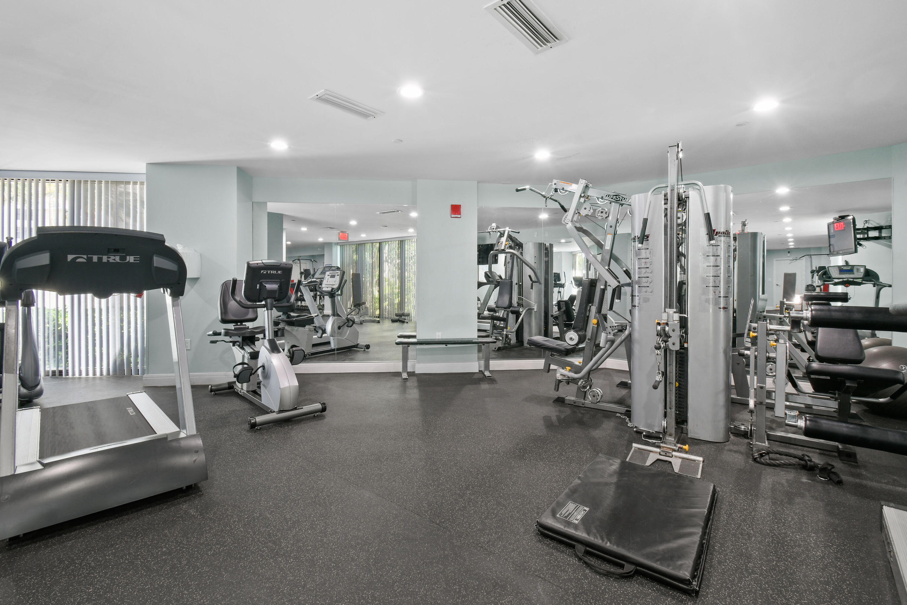 TIARA CONDO - Residential