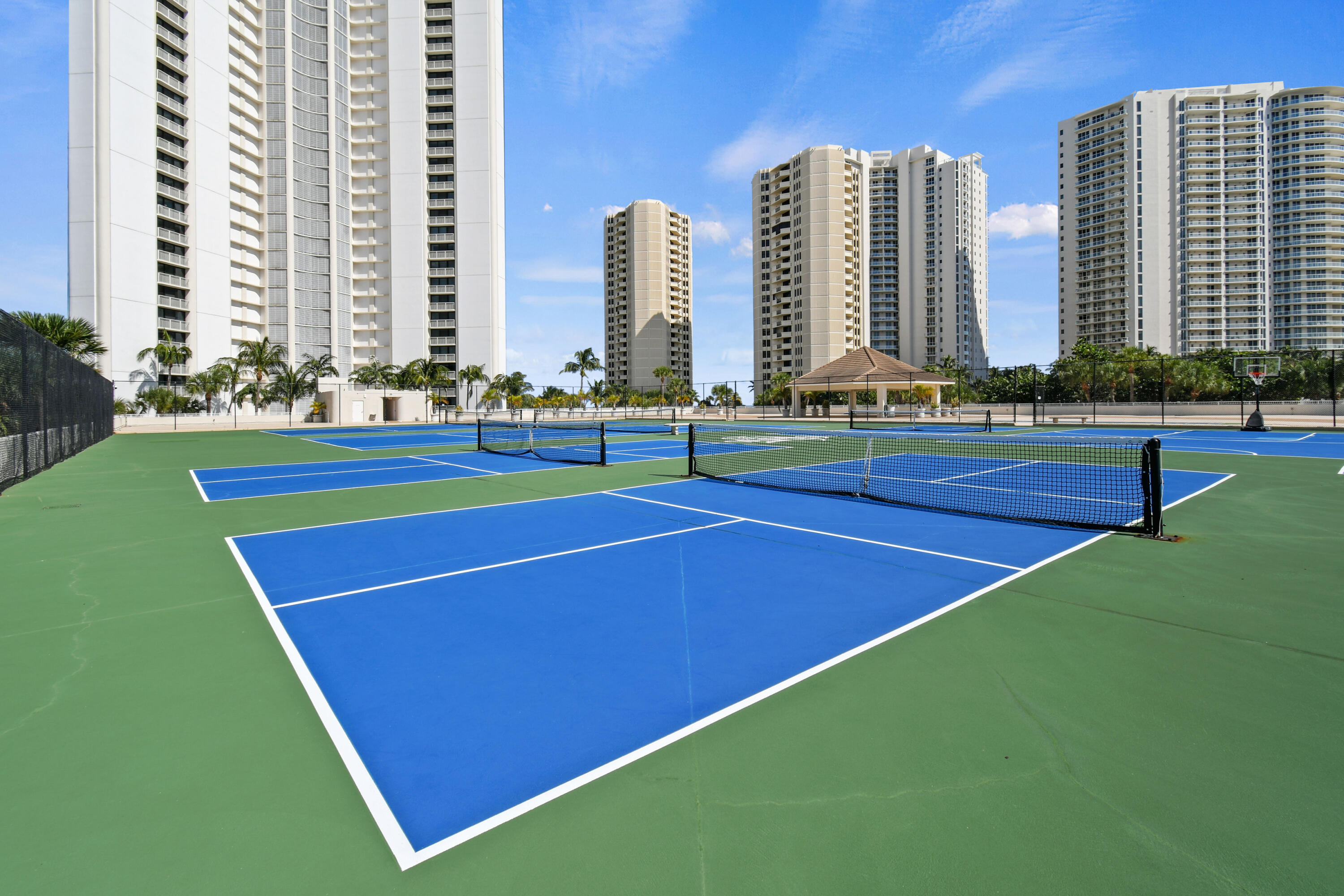 TIARA CONDO - Residential