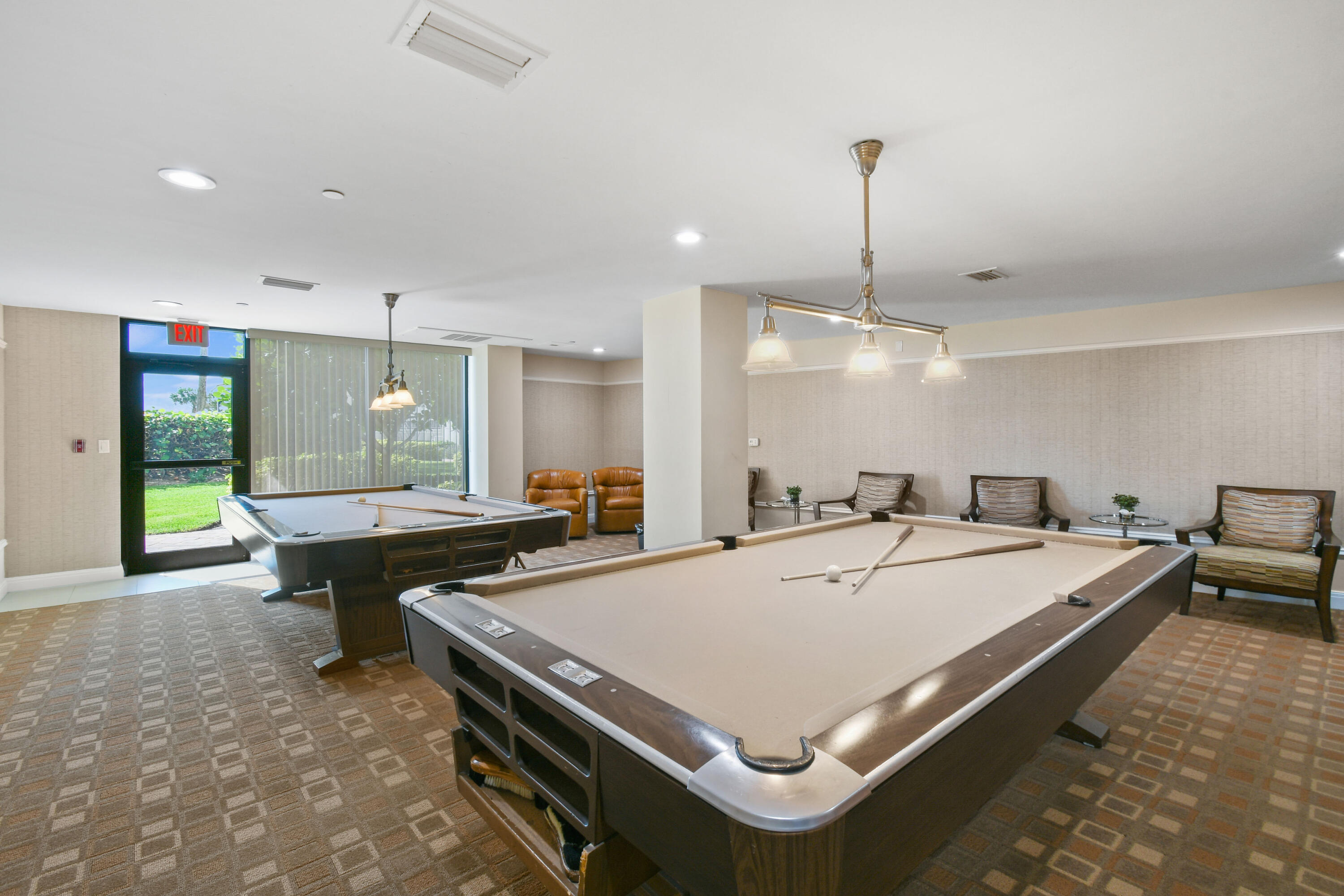 TIARA CONDO - Residential