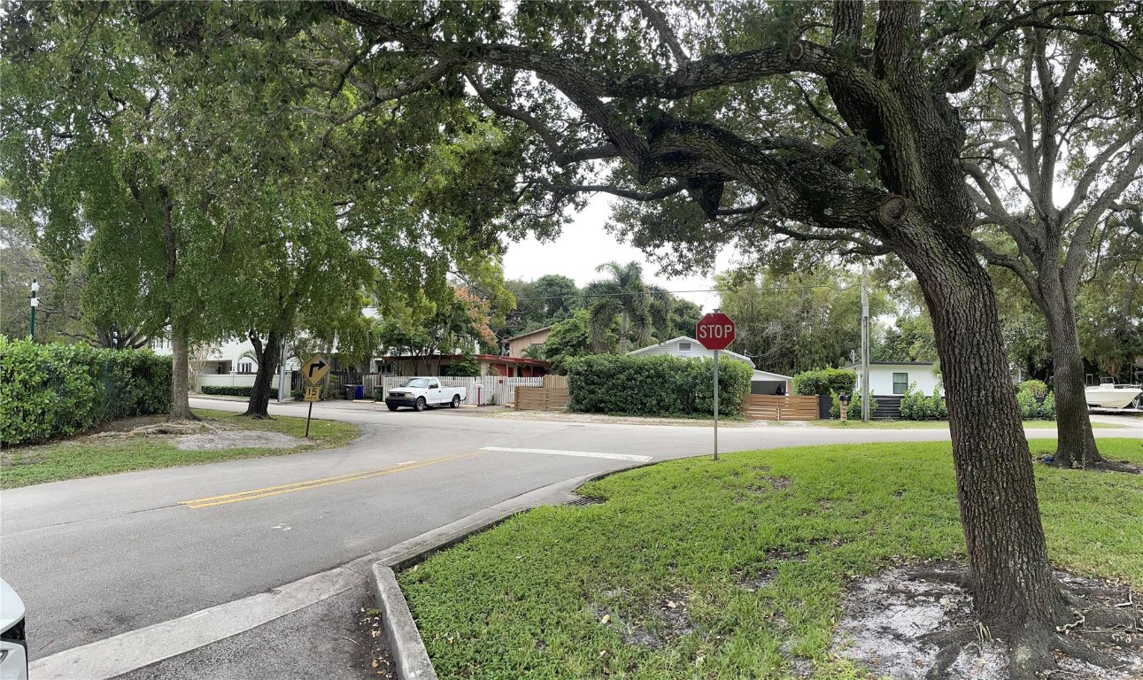 Waverly Place 2-19 D - Residential Income