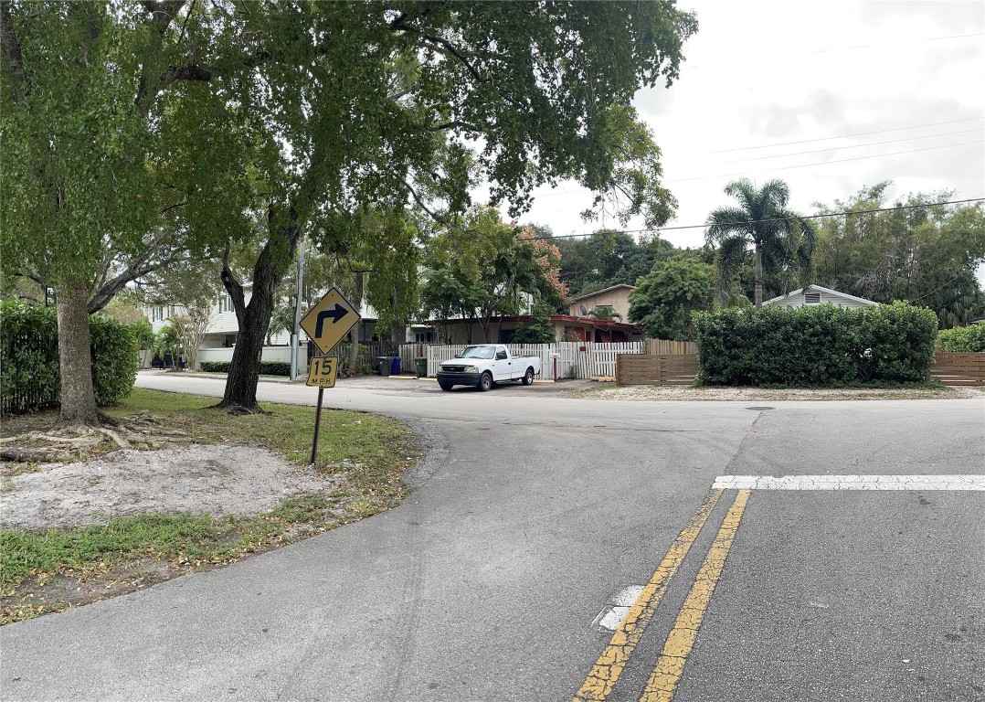 Waverly Place 2-19 D - Residential Income