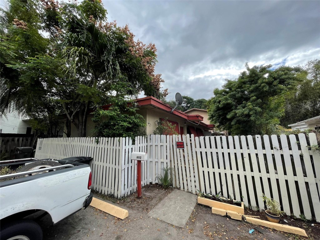 Waverly Place 2-19 D - Residential Income