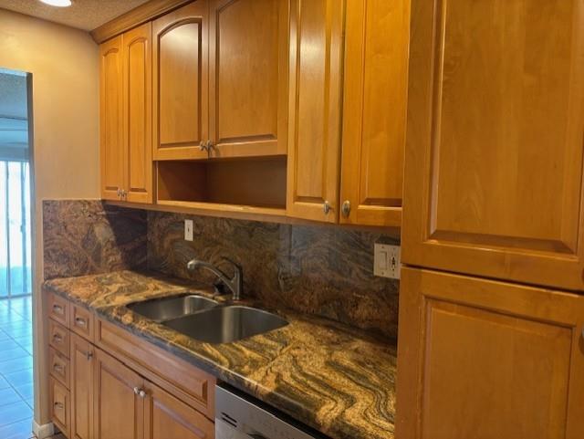 8208 NW 9th Ct 8208