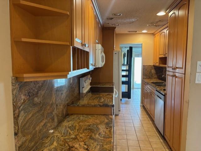 8208 NW 9th Ct 8208