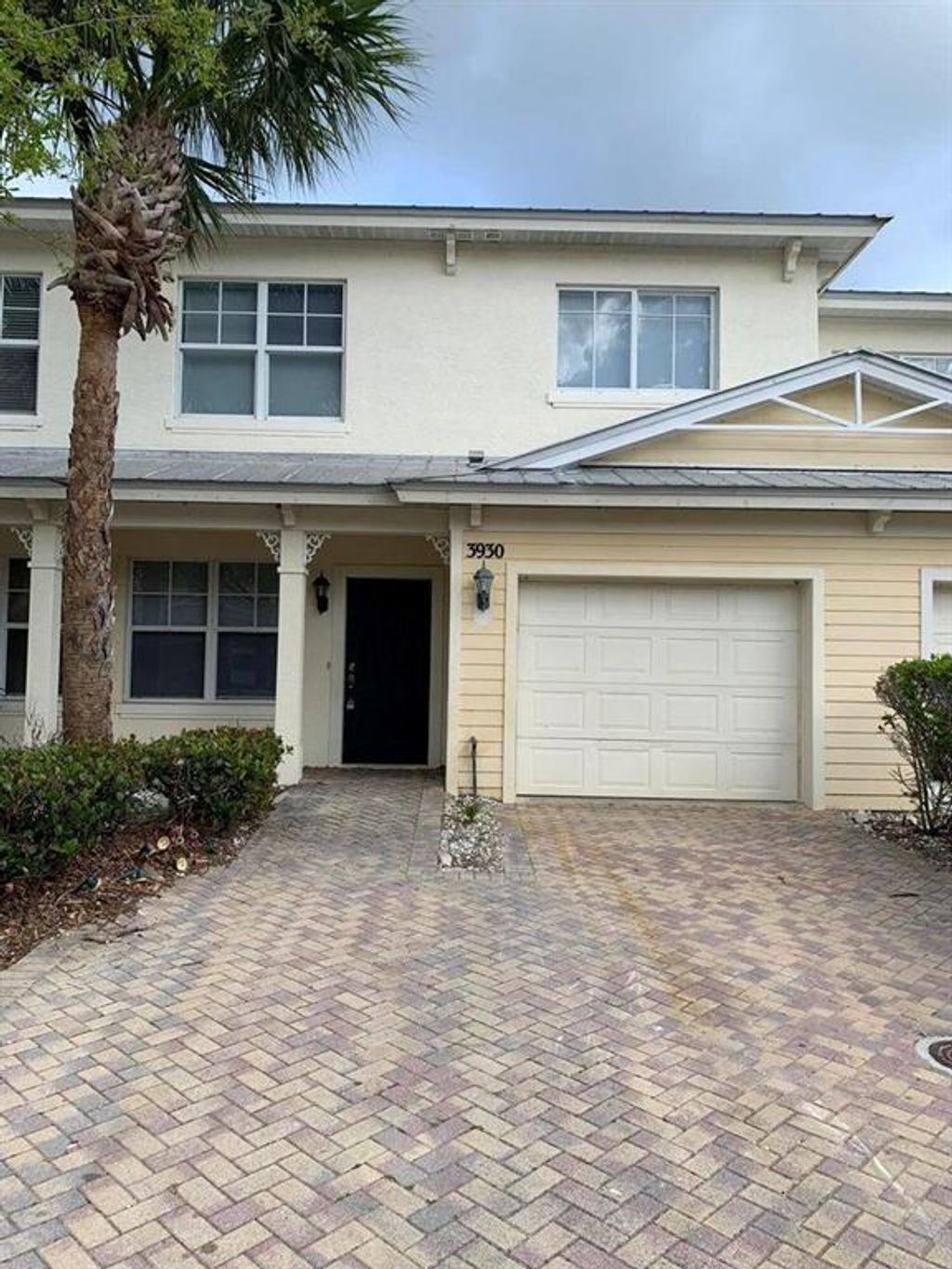 Photo of 3930 Sabal Way, Fort Pierce, FL 34981 (MLS # R10878180)