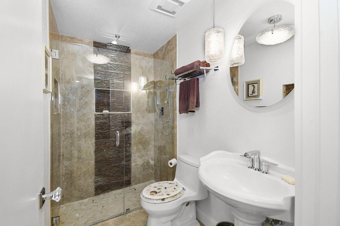 DARK HAMMOCK UNIT 2 - Residential