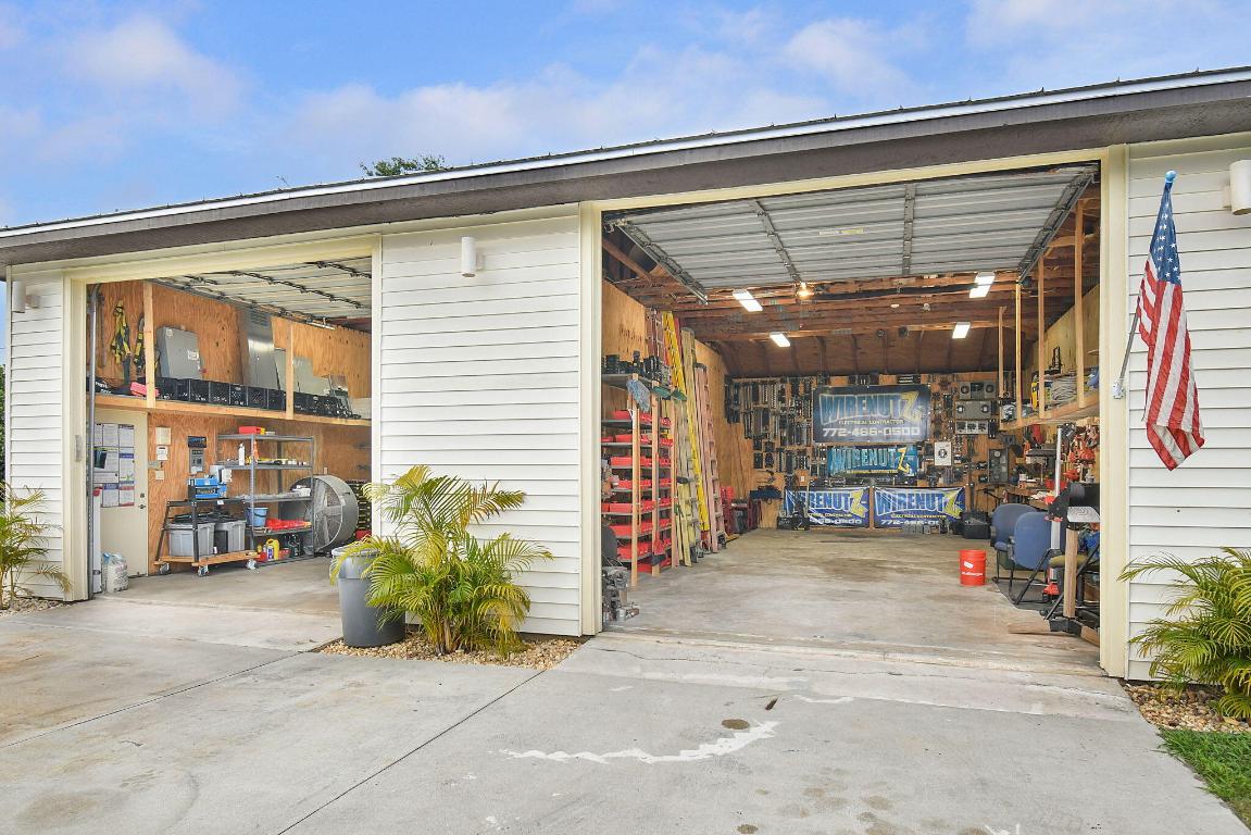 DARK HAMMOCK UNIT 2 - Residential