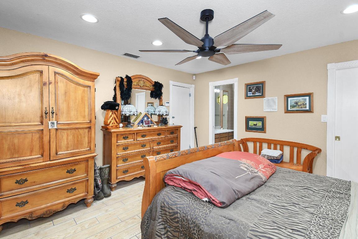 DARK HAMMOCK UNIT 2 - Residential