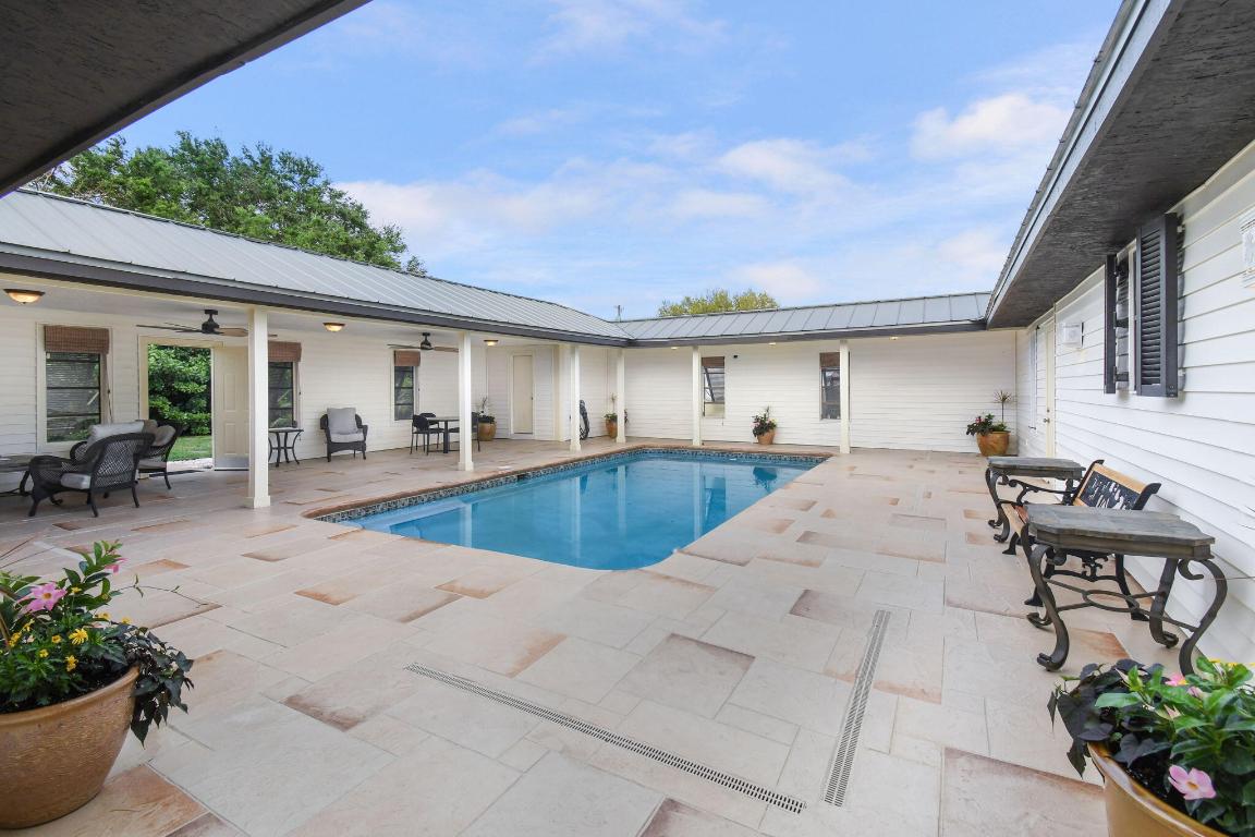 DARK HAMMOCK UNIT 2 - Residential