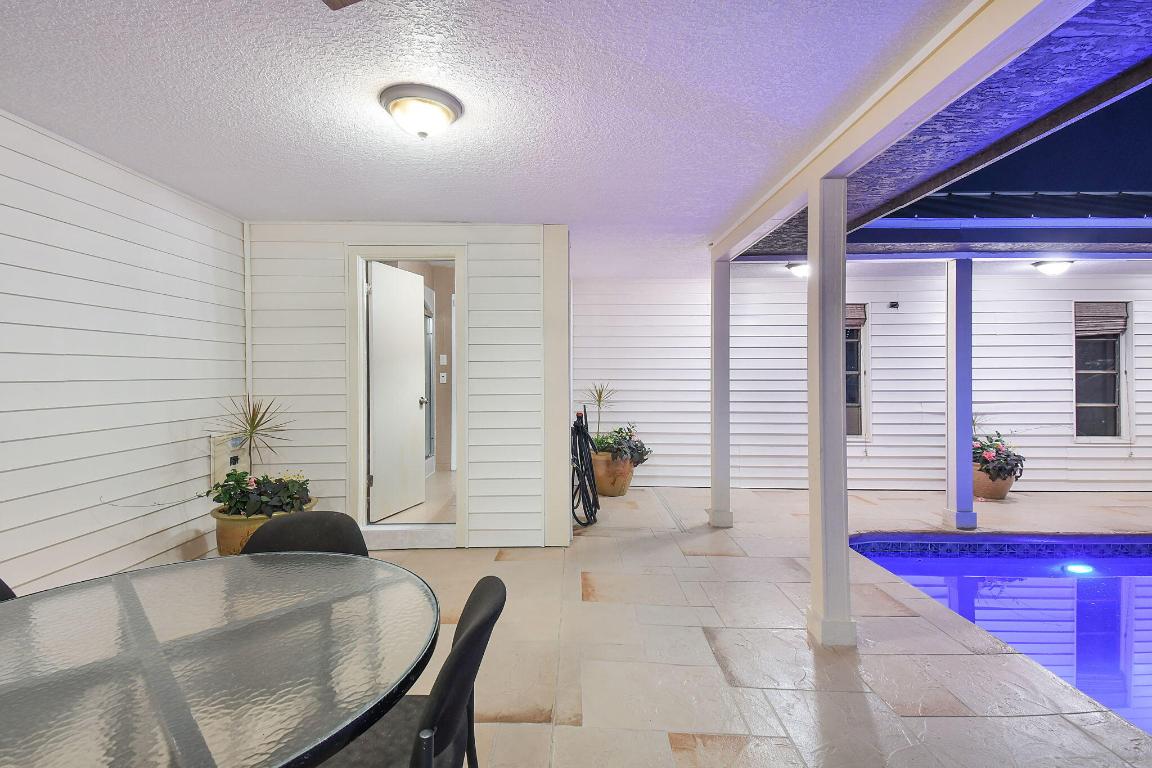 DARK HAMMOCK UNIT 2 - Residential