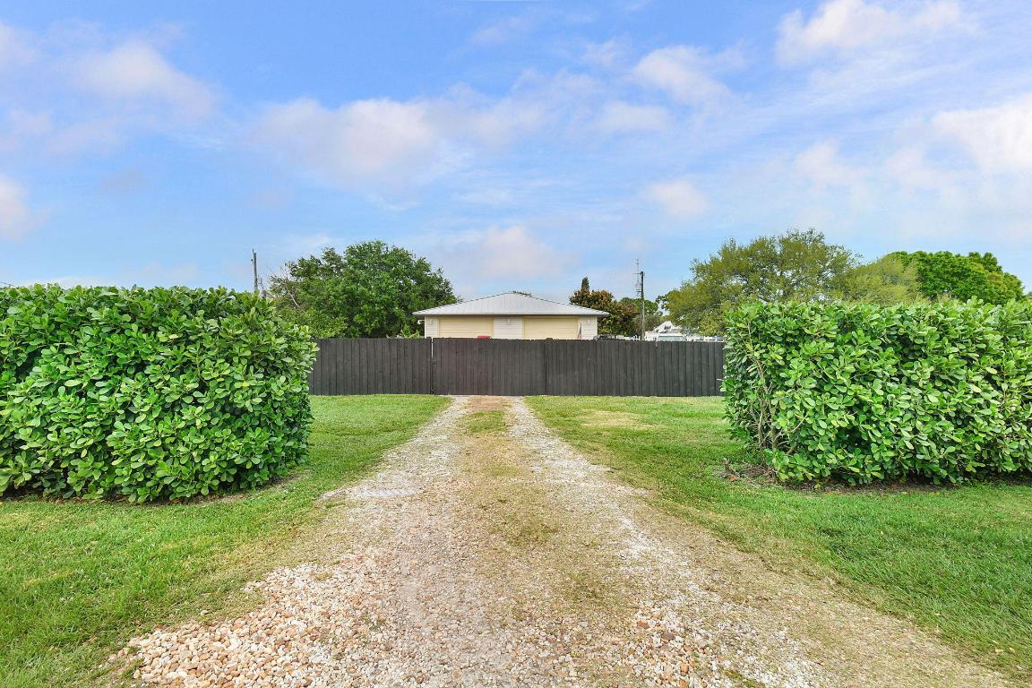 DARK HAMMOCK UNIT 2 - Residential