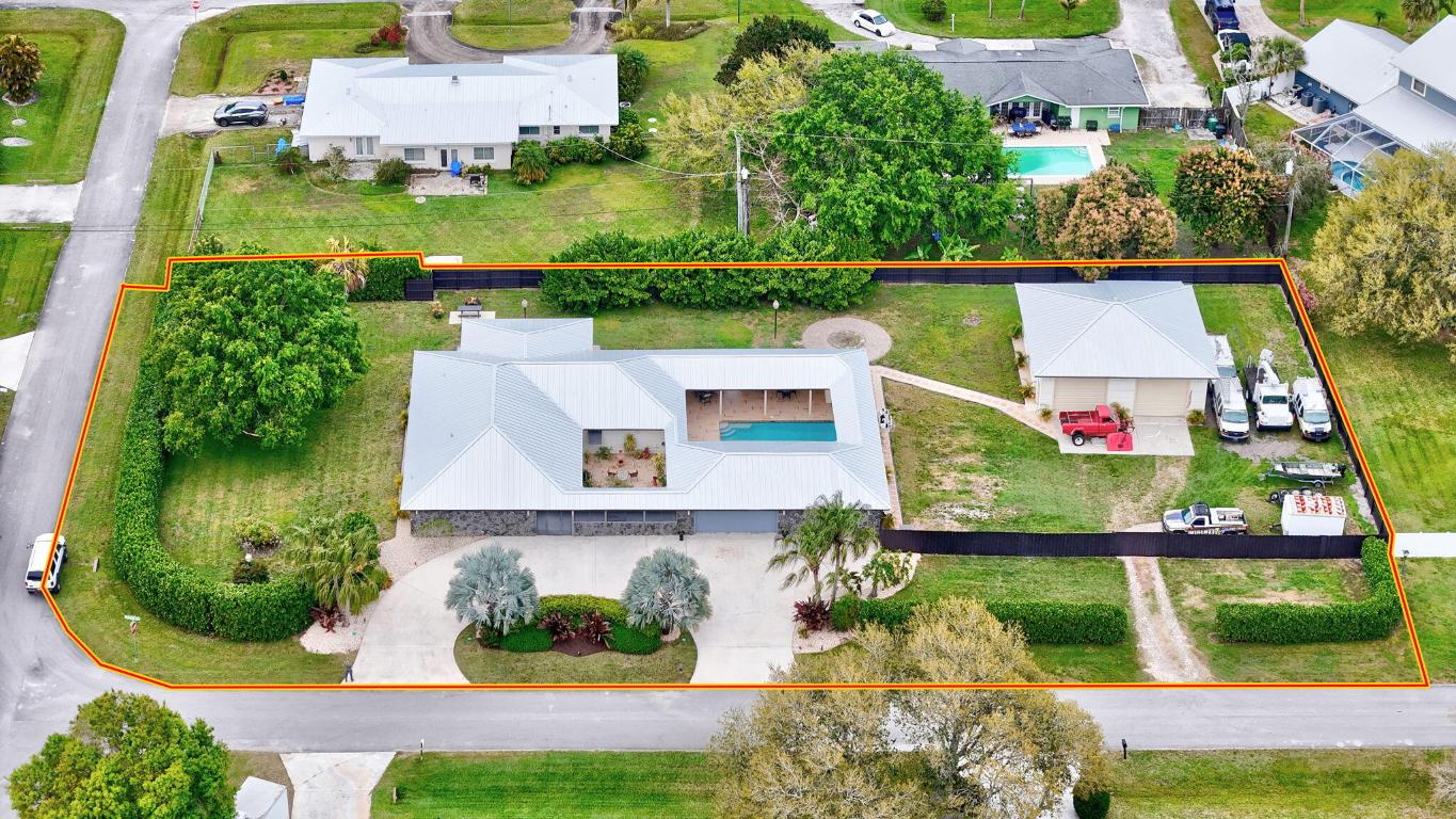 DARK HAMMOCK UNIT 2 - Residential