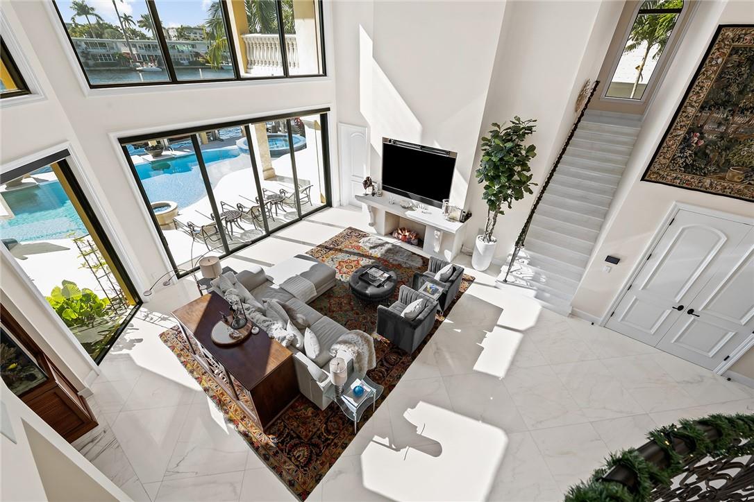 SUNRISE KEY (GATED) - Residential