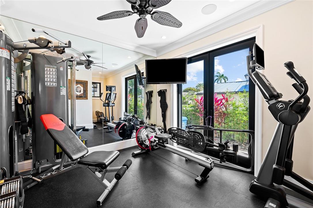 SUNRISE KEY (GATED) - Residential