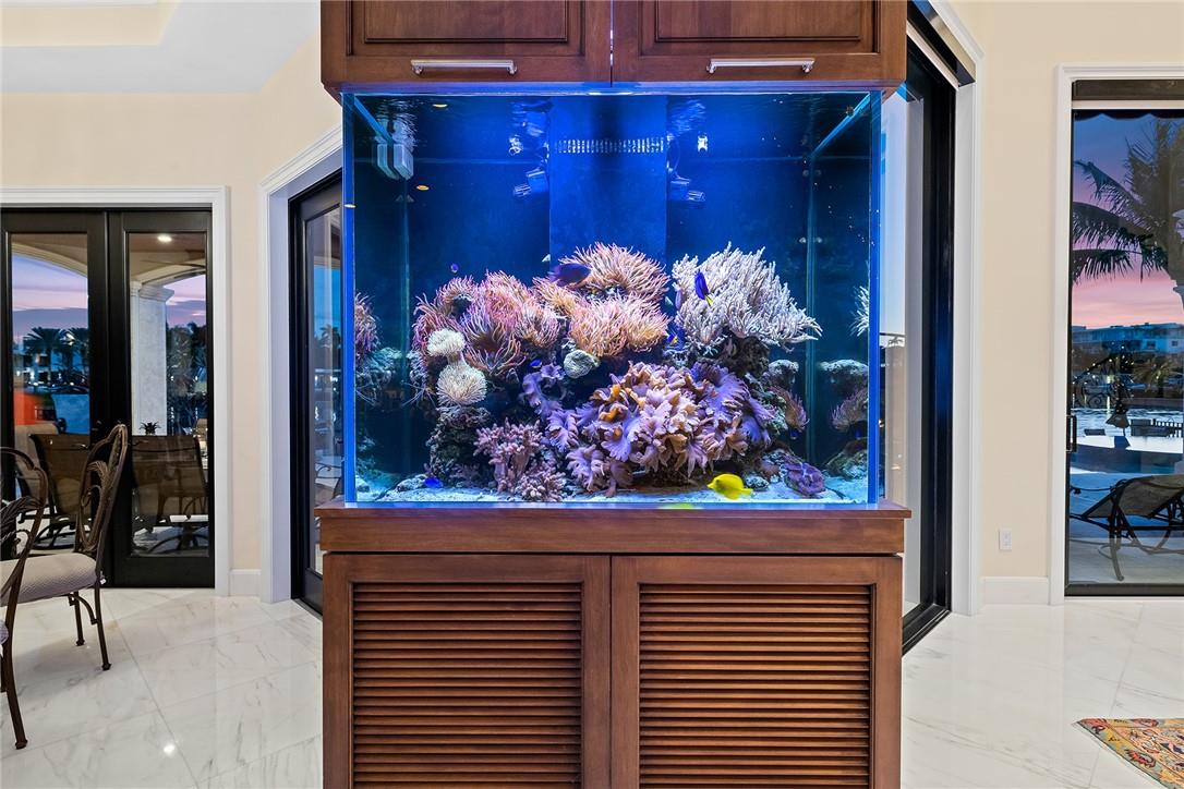 SUNRISE KEY (GATED) - Residential