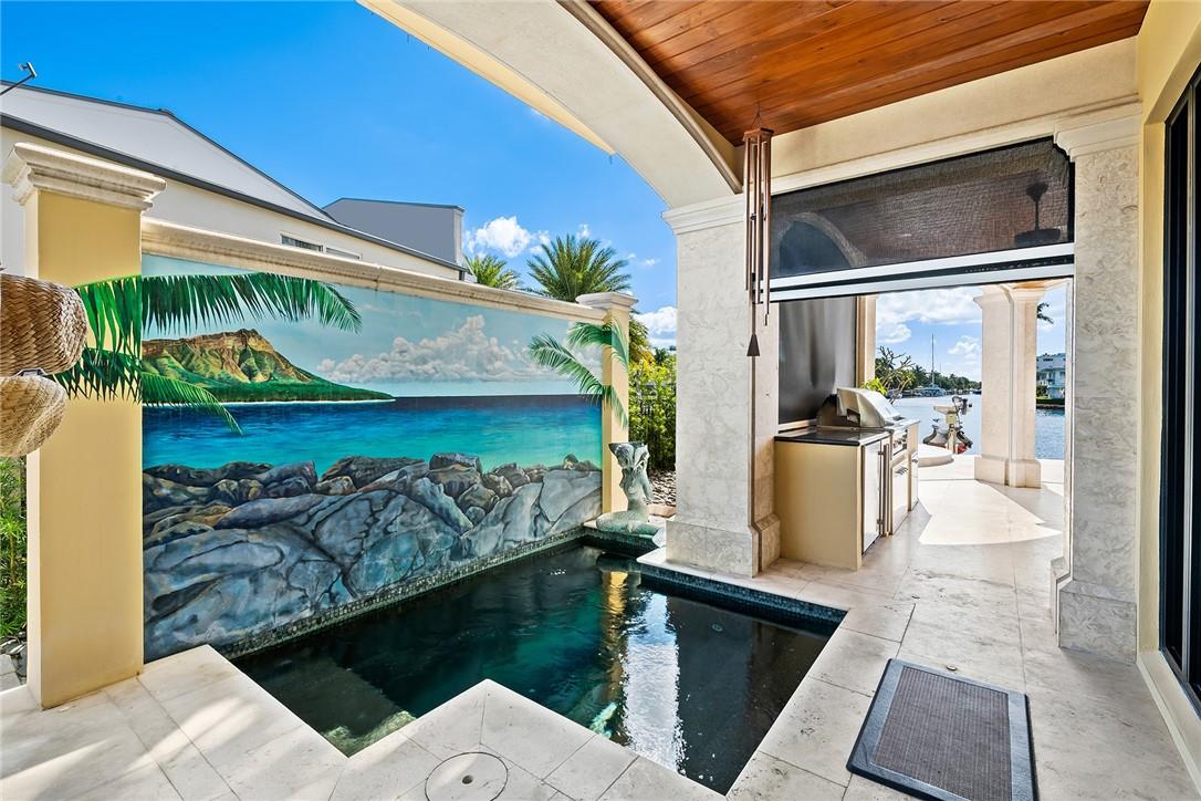 SUNRISE KEY (GATED) - Residential