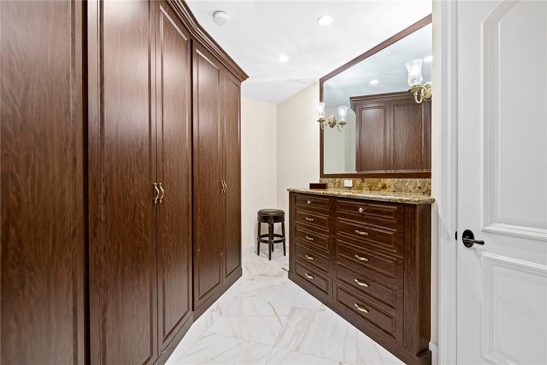 SUNRISE KEY (GATED) - Residential