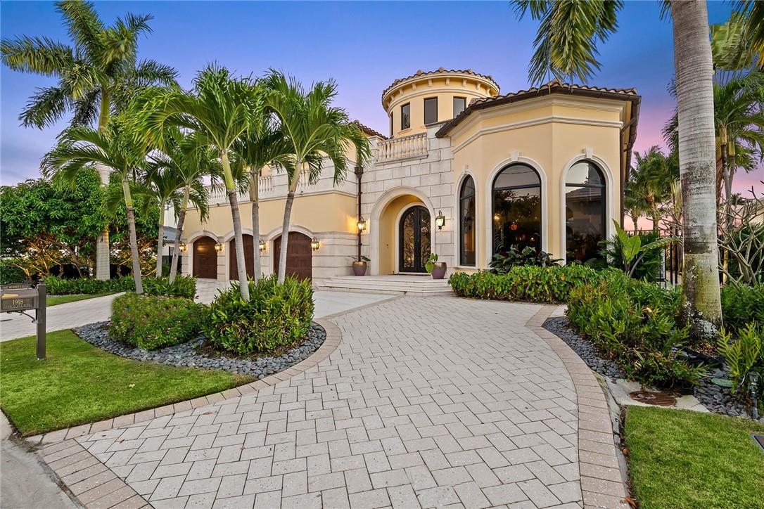 SUNRISE KEY (GATED) - Residential