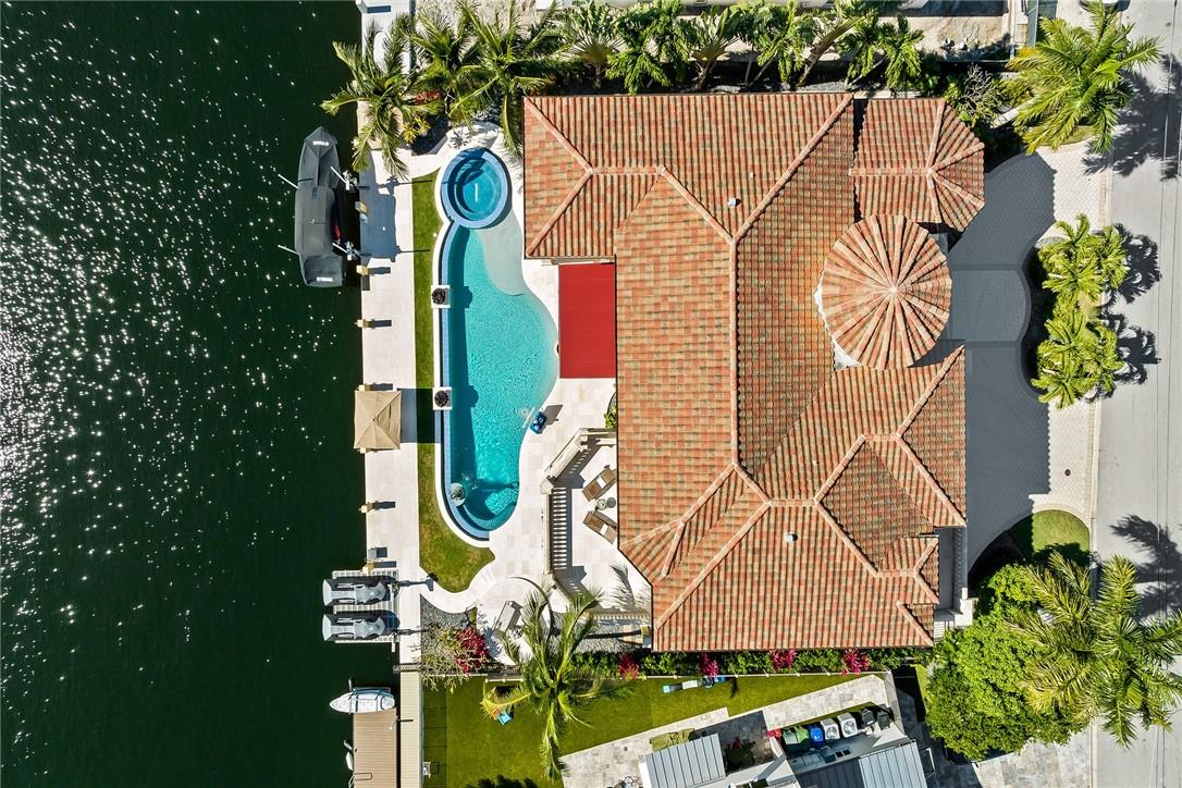 SUNRISE KEY (GATED) - Residential