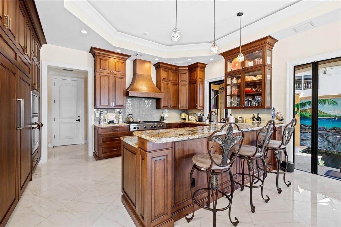 SUNRISE KEY (GATED) - Residential