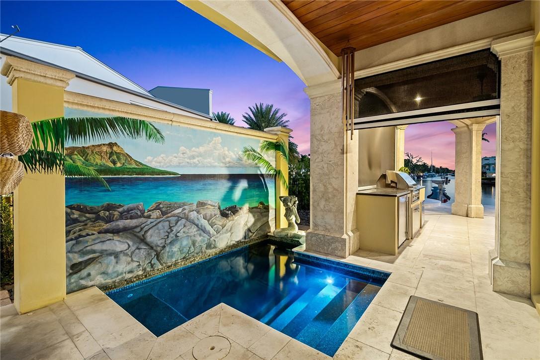 SUNRISE KEY (GATED) - Residential