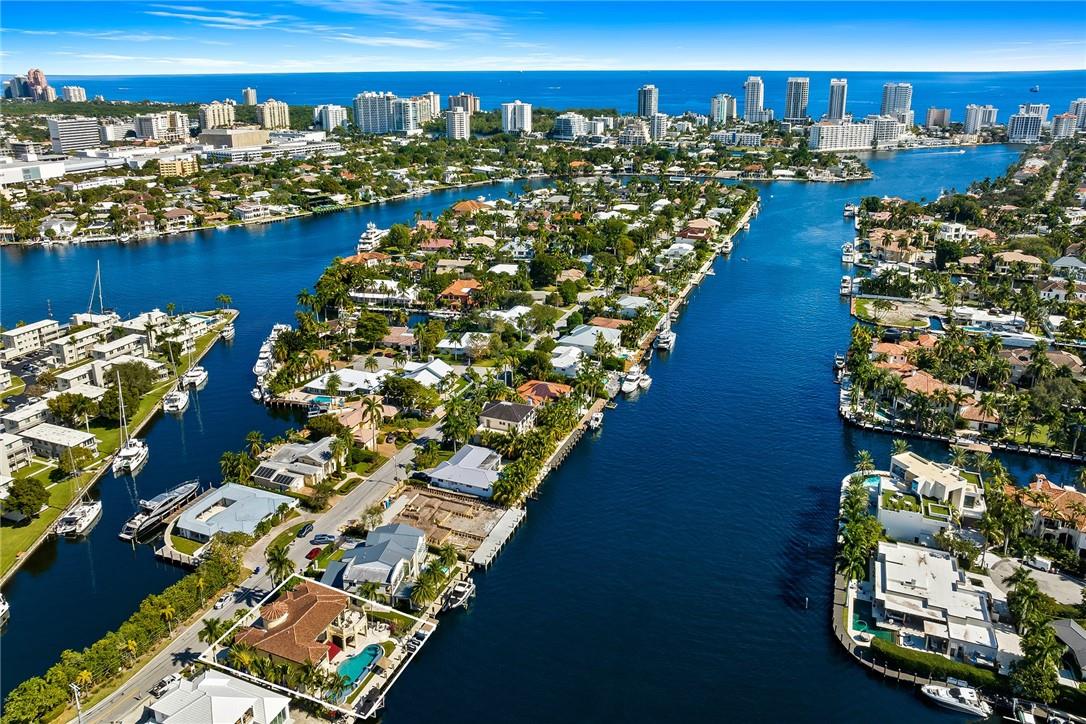 SUNRISE KEY (GATED) - Residential