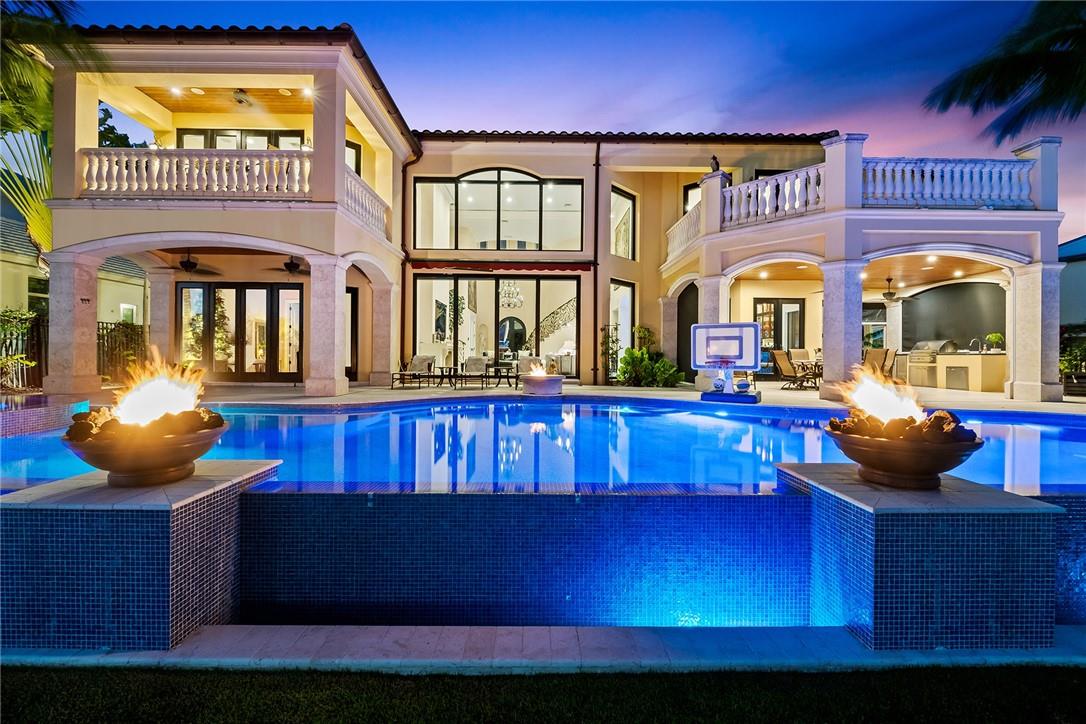 SUNRISE KEY (GATED) - Residential