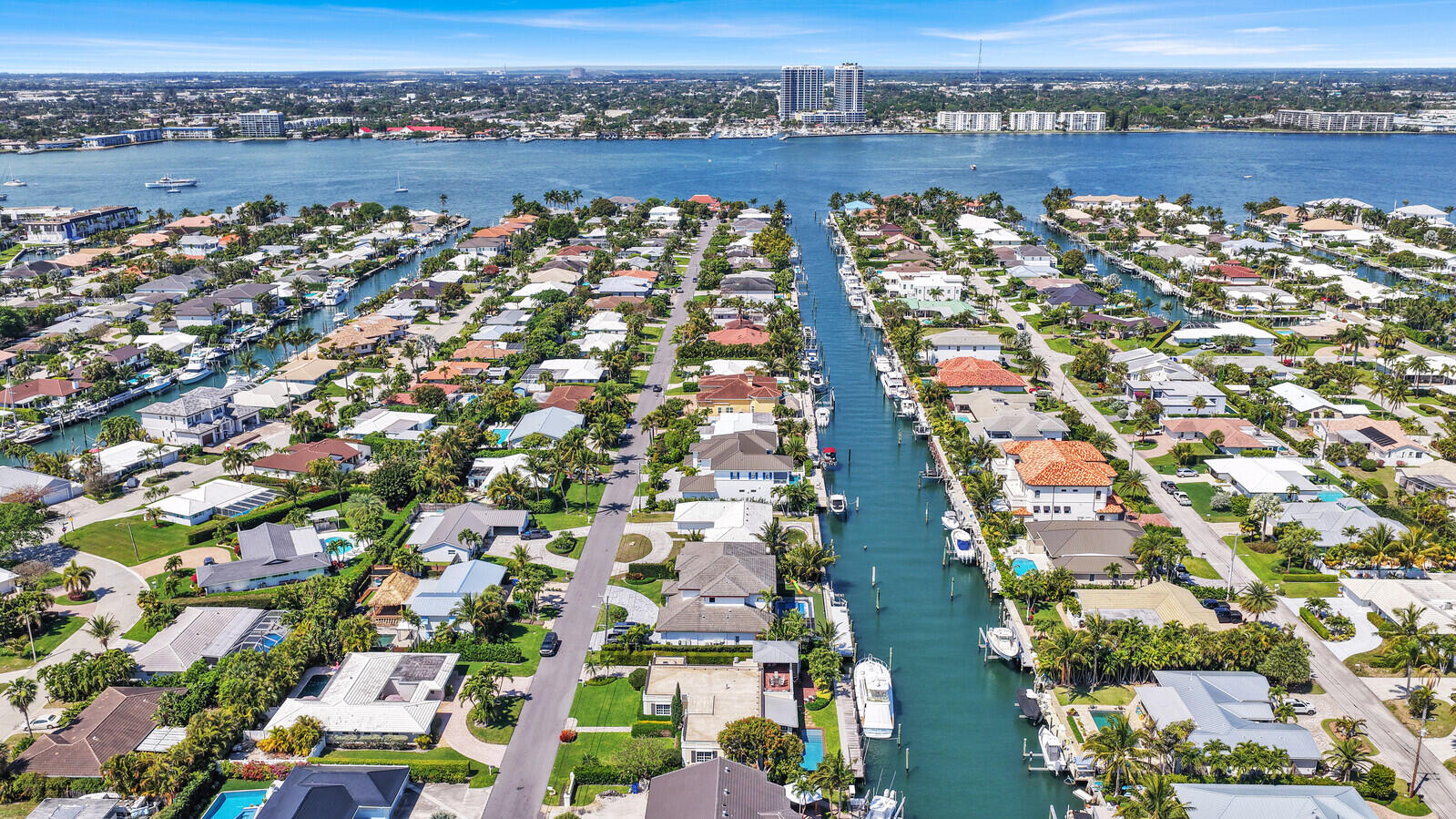 PALM BEACH ISLES 1 - Residential