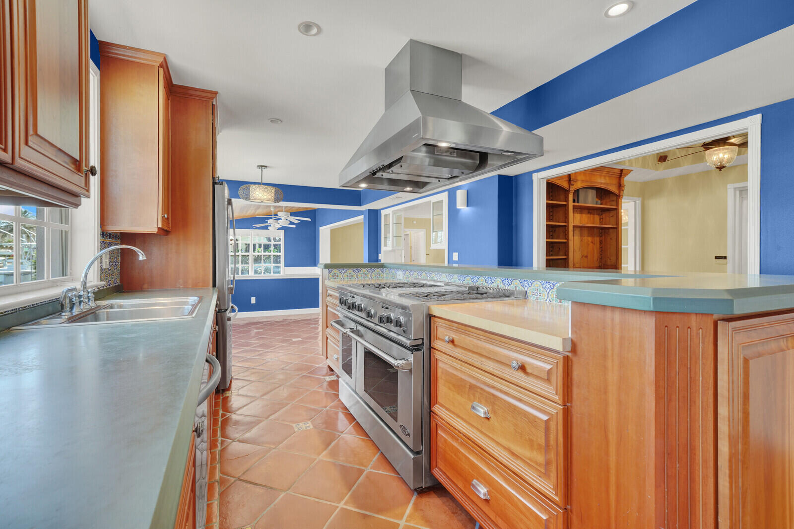 PALM BEACH ISLES 1 - Residential