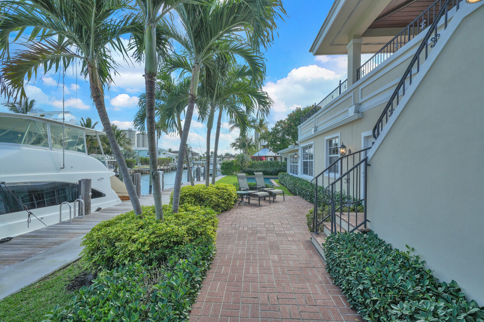 PALM BEACH ISLES 1 - Residential
