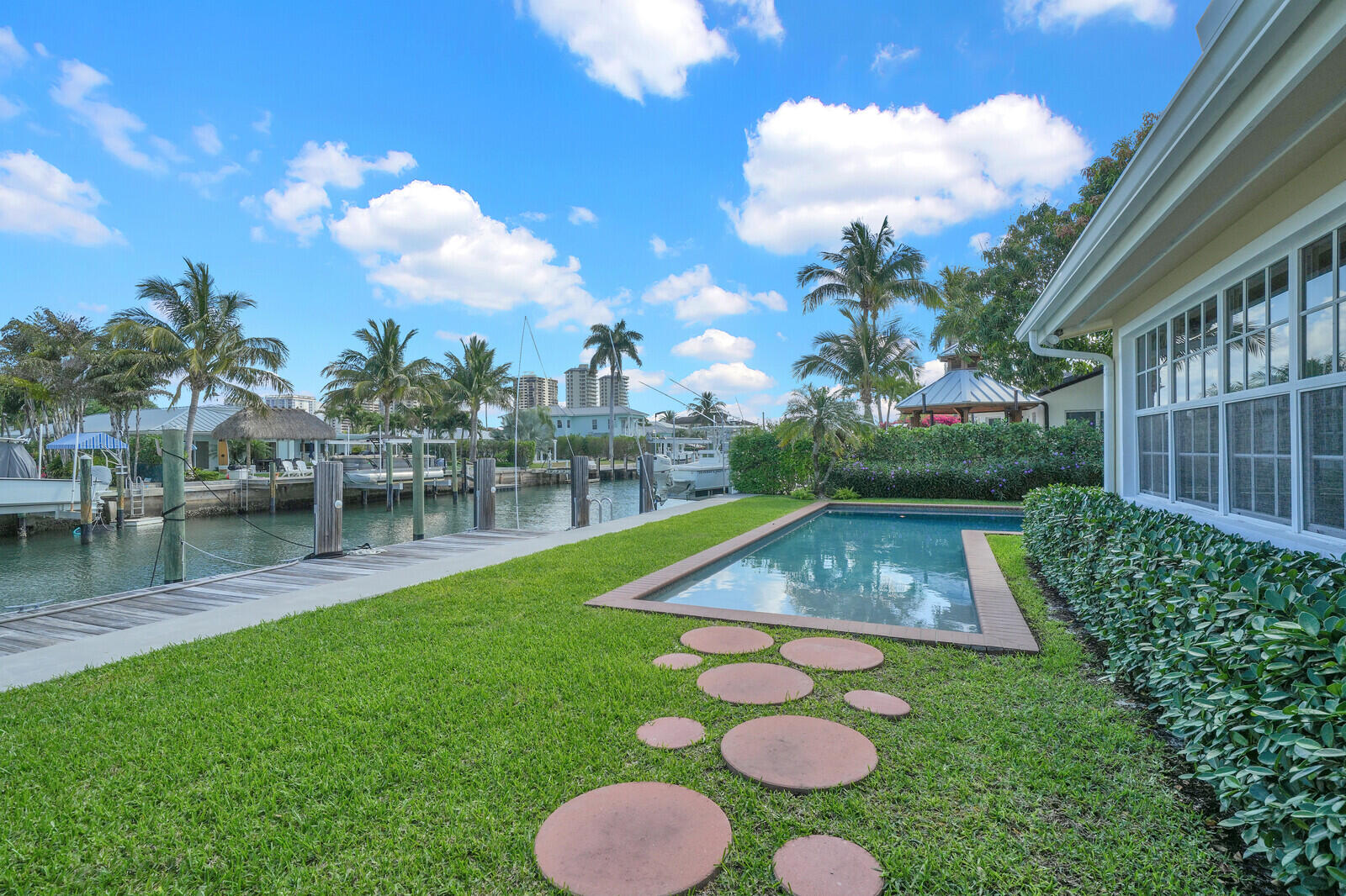 PALM BEACH ISLES 1 - Residential