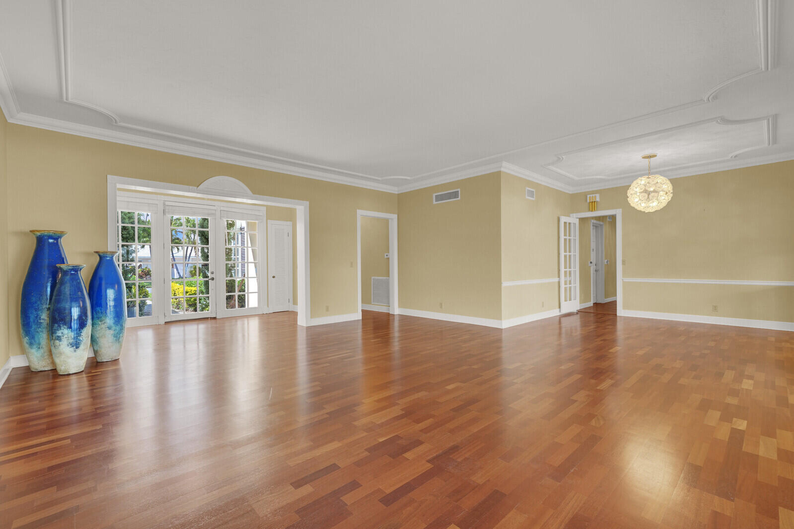 PALM BEACH ISLES 1 - Residential